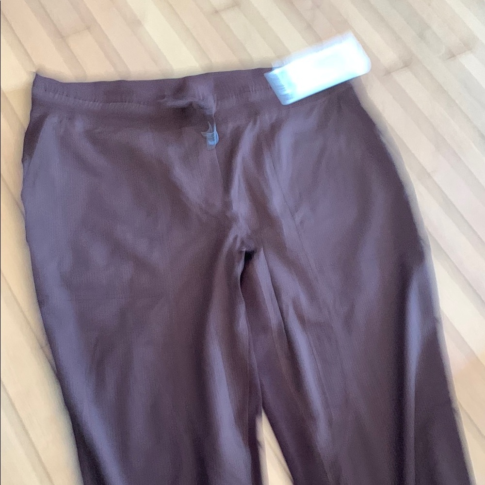 Lululemon dance studio cropped Java size 14